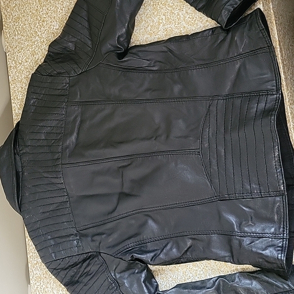 ASOS Black leather jacket with detailing on sleeves and back size 0 - Picture 8 of 11